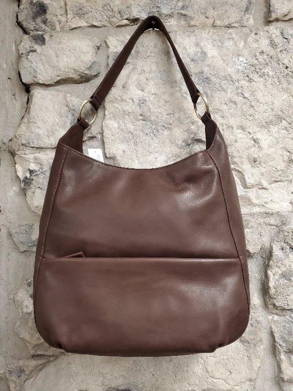 Men's crossbody bag made from recycled materials for eco - friendly usersDerek Alexander FLASHBACK – Top Handle Hobo w/Crossbody Strap Men's crossbody bag made from recycled materials for eco - friendly usersDerek Alexander FLASHBACK – Top Handle Hobo w/Crossbody Strap