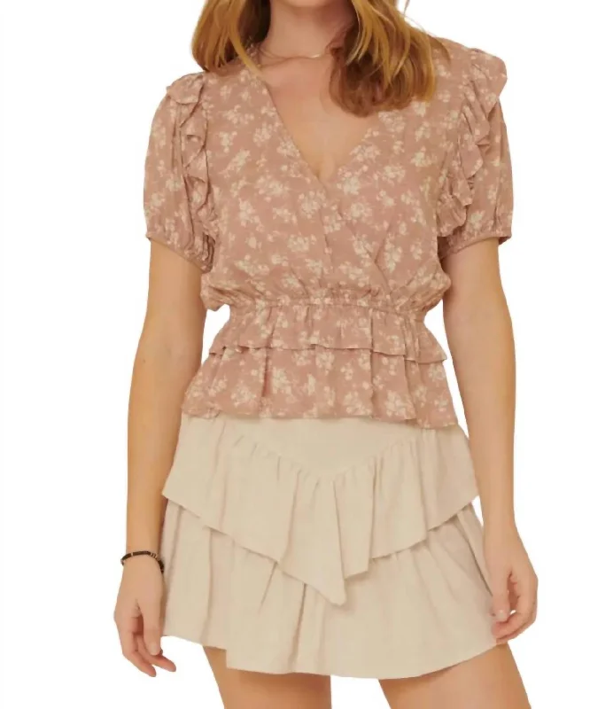 She's A Cutie Floral Top In Sandstone