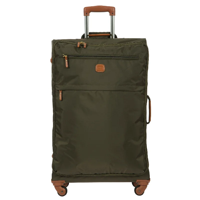 Leather luggage handles for a comfortable and stylish gripBric's X-Bag 30" Spinner Olive BXL48145.078