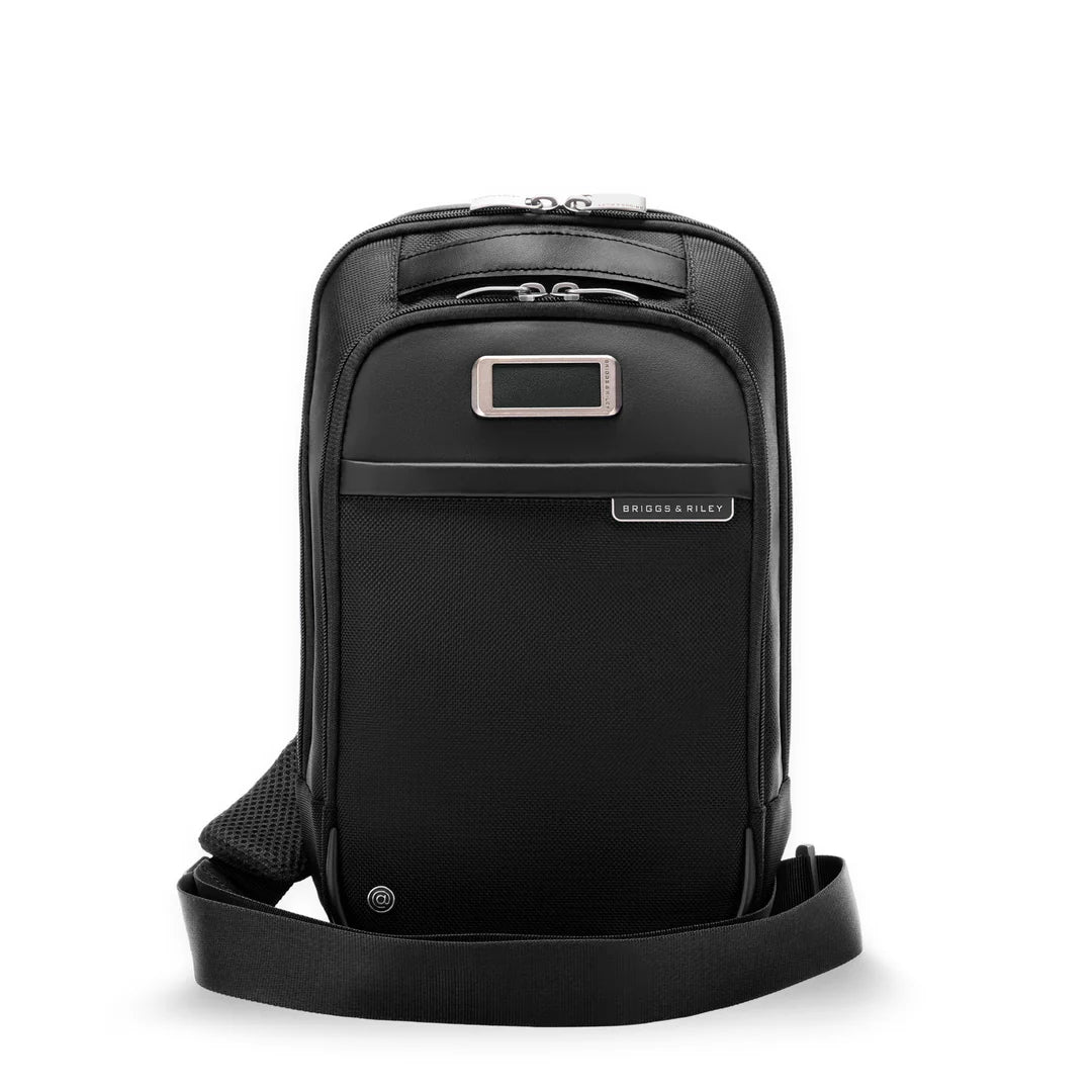 Luggage straps with buckle closures to secure overstuffed bagsBriggs and Riley @work Sling