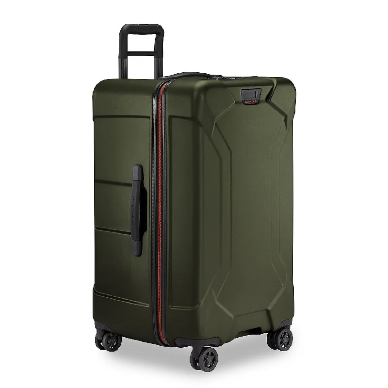Portable shoe bags to keep footwear separate in suitcasesBriggs & Riley Torq QUT228SP-23 Medium Trunk Spinner Hunter