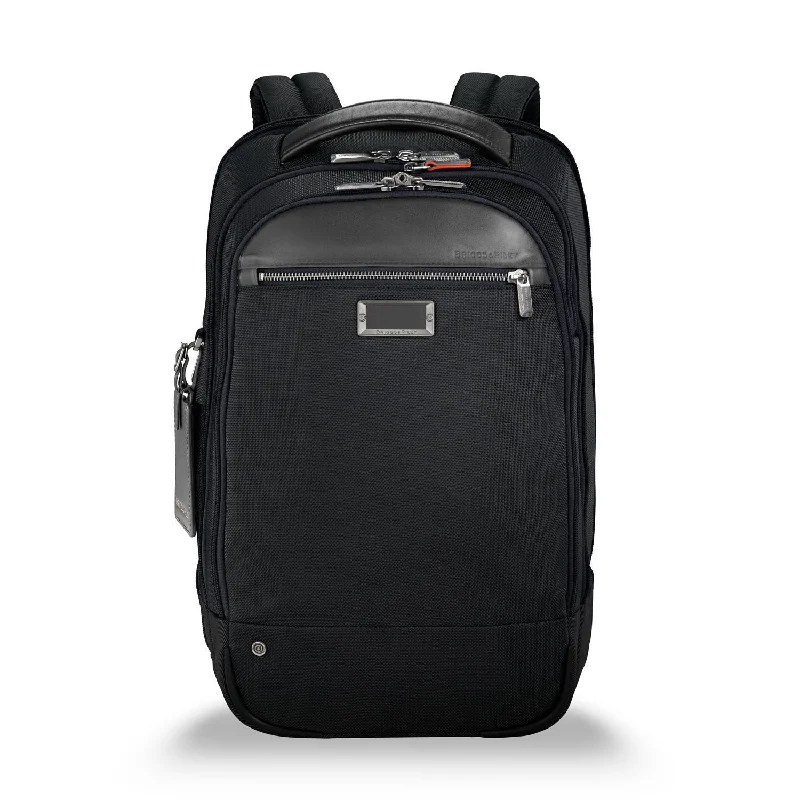 Hanging toiletry bags with multiple compartments for bathroom essentialsBriggs & Riley @work Medium Backpack KP422