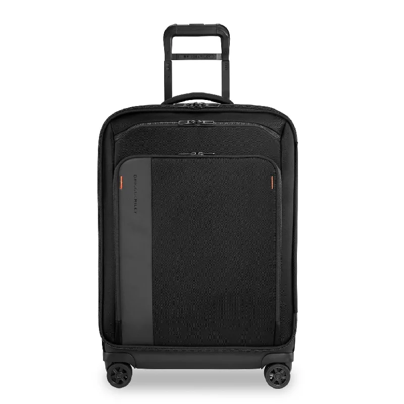 Leather luggage handles for a comfortable and stylish gripBriggs & Riley ZDX Medium Expandable Spinner Luggage Black