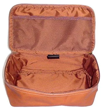 Portable shoe bags to keep footwear separate in suitcasesDorado Leather Box Shave Kit