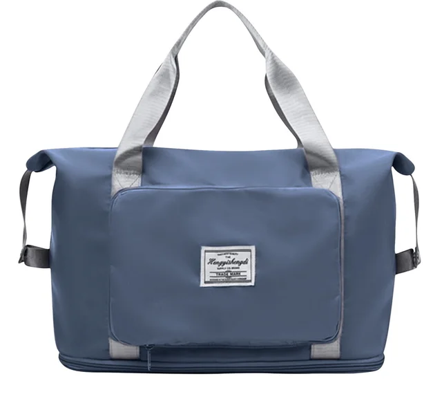 Waterproof luggage covers for protection against rain on outdoor tripsWasserdichte Reisetasche