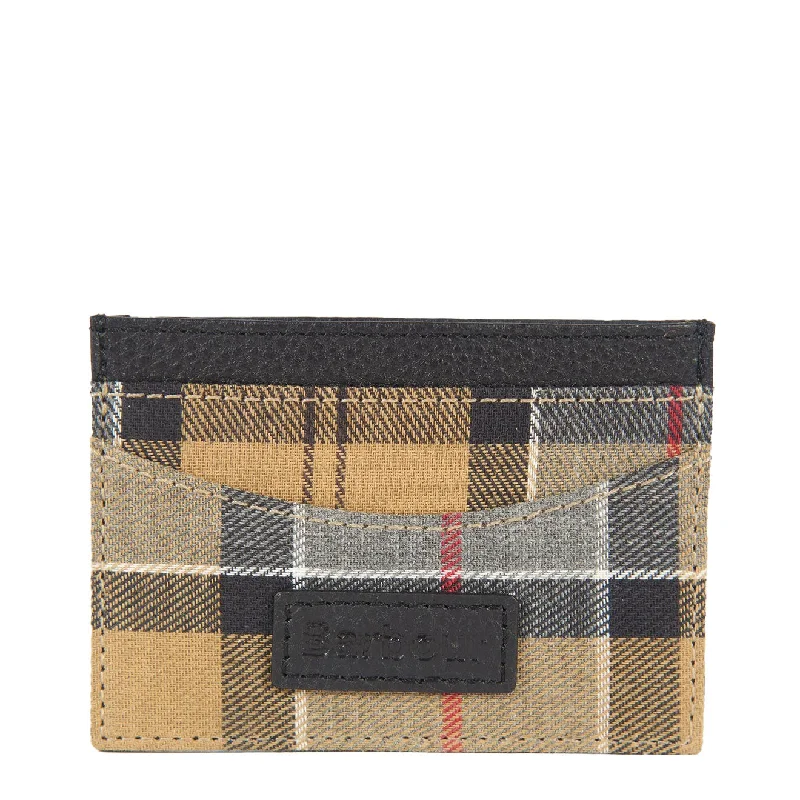 Money clips vs traditional walletsBarbour Dress Tartan Cardholder