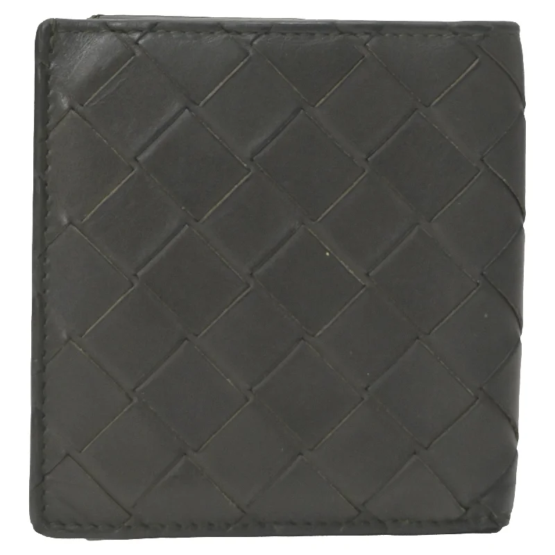 Money clips with RFID protectionBottega Veneta Bi-Fold Wallet in Black Intrecciato Leather
