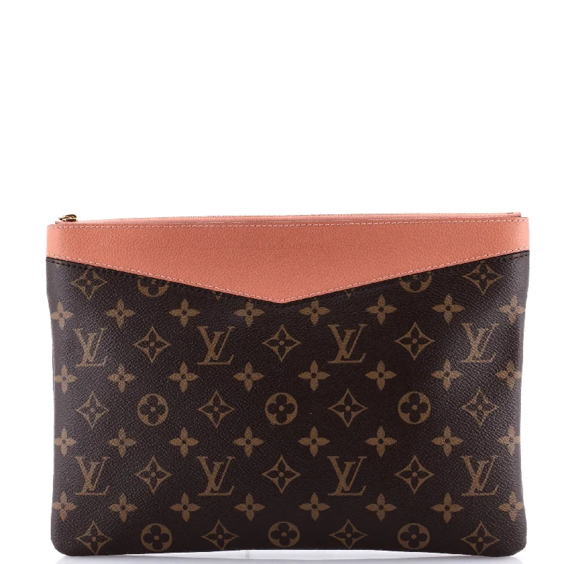 Money clips vs traditional walletsDaily Pouch Monogram Canvas