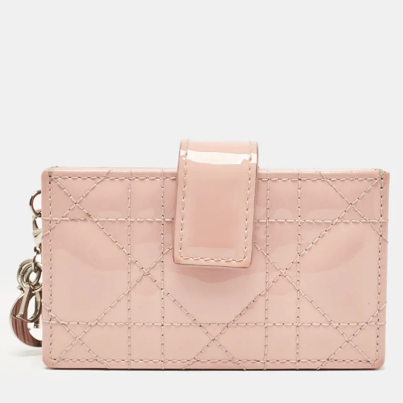 How to choose the right money clipDior Light Pink Cannage Patent Leather Jasmine Card Holder