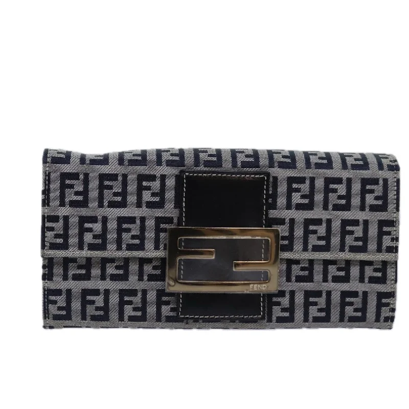 Money clips with magnetic closureFendi Baguette  Canvas Wallet  (Pre-Owned)