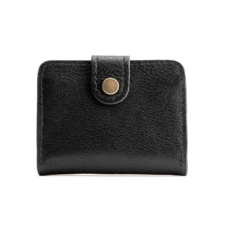 Pebbled--black