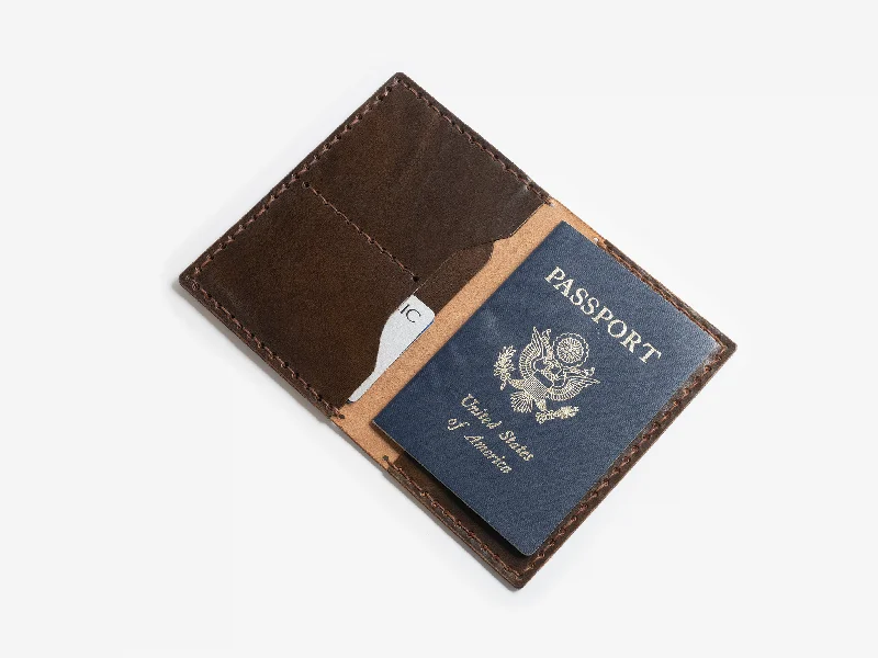 Money clips with magnetic closureNo. 153 Passport Wallet