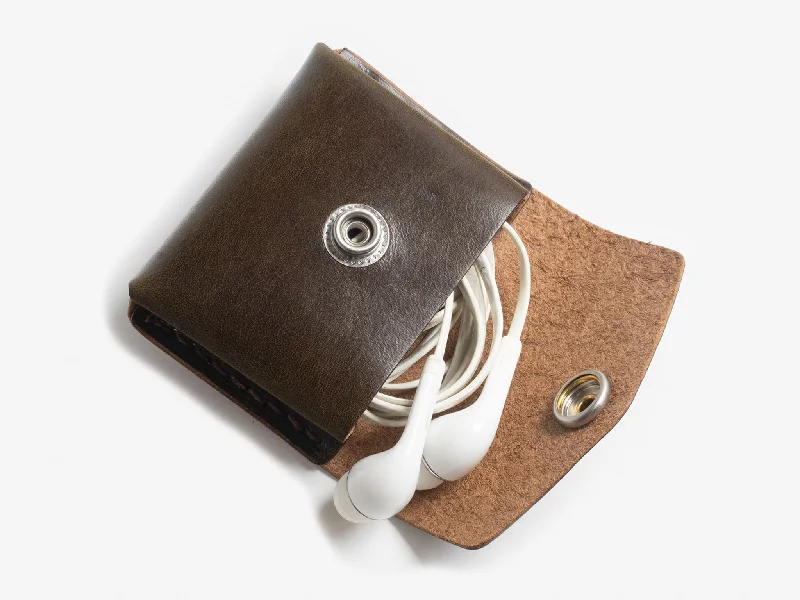 Money clips with built-in bottle openersNo. 424 Coin Pouch