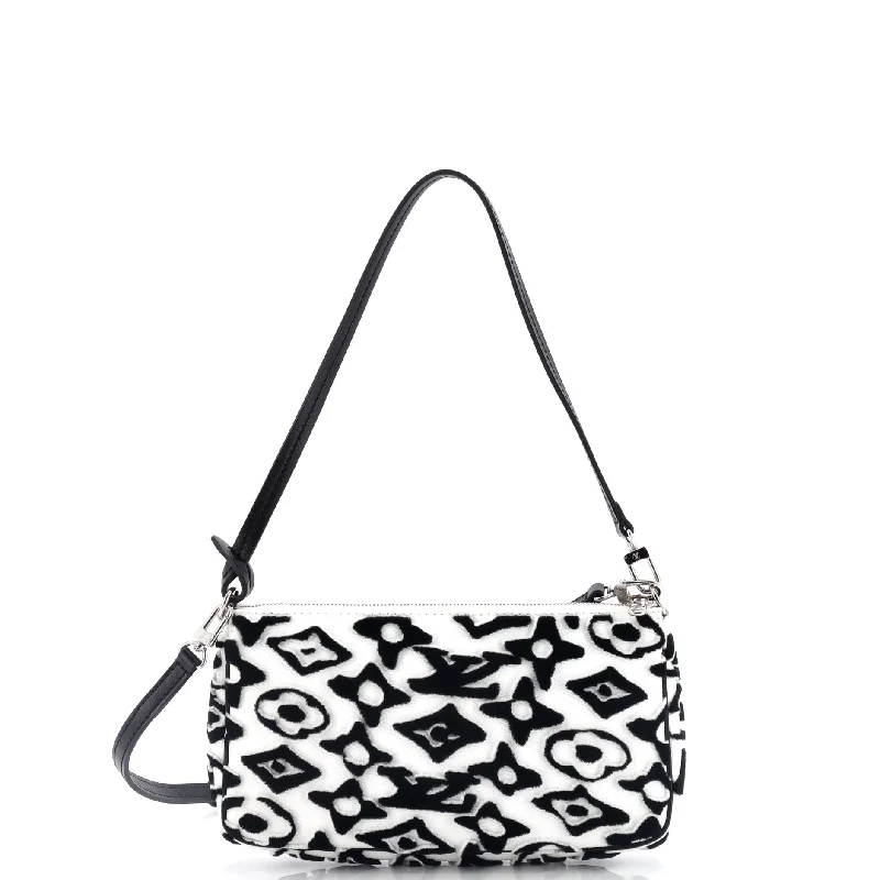 Top-rated money clips for everyday usePochette Accessoires NM Limited Edition Urs Fischer Tufted Monogram Canvas