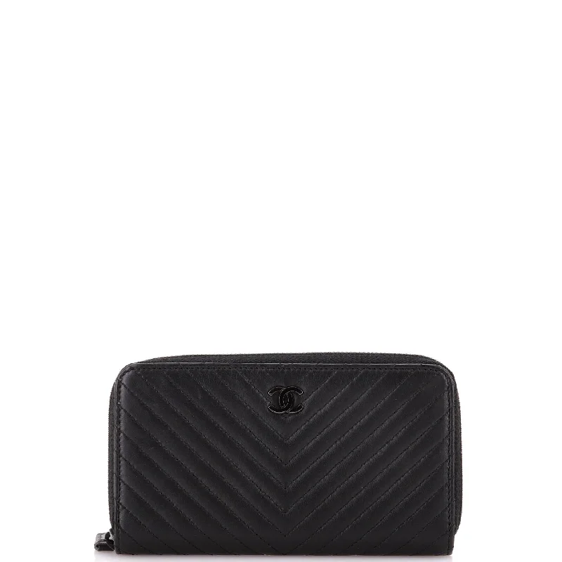 How to clean and maintain metal money clipsSo Black Zip Around Wallet Chevron Lambskin Small