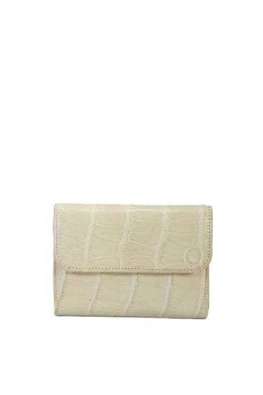 Top-rated money clips for everyday useTardini Womens Genuine American Alligator Card Holder Snap Closure Wallet White