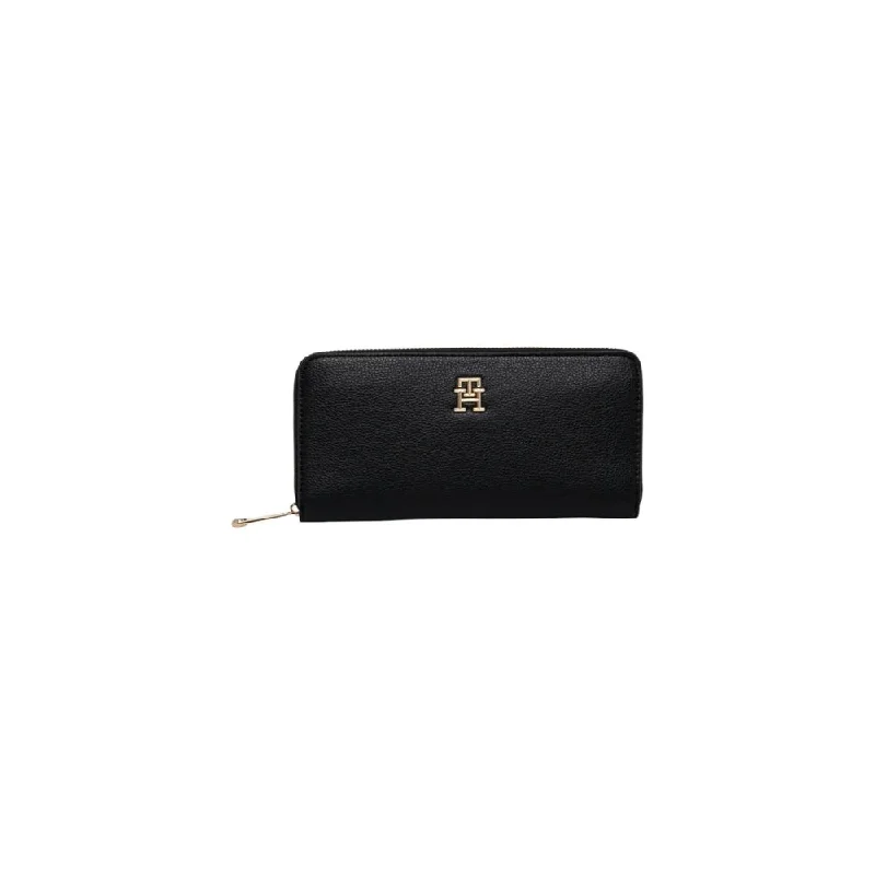 How to clean and maintain metal money clipsTommy Hilfiger  Recycled Polyester Men's Wallet