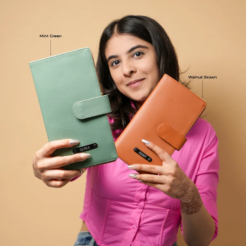 How to choose the right money clipTravel Organizer - Pack of 2