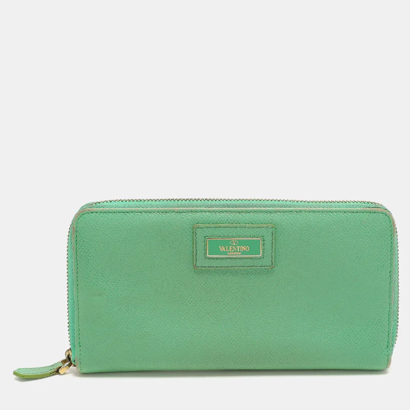 Top-rated money clips for everyday useValentino Green Leather Zip Around Wallet