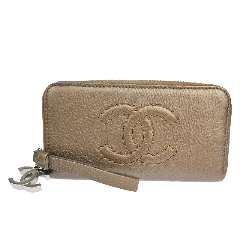 Chanel Cc  Leather Wallet  (Pre-Owned)