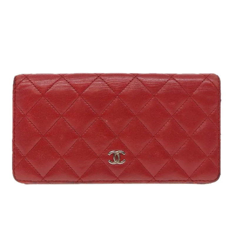 Chanel Matelassé  Leather Wallet  (Pre-Owned)