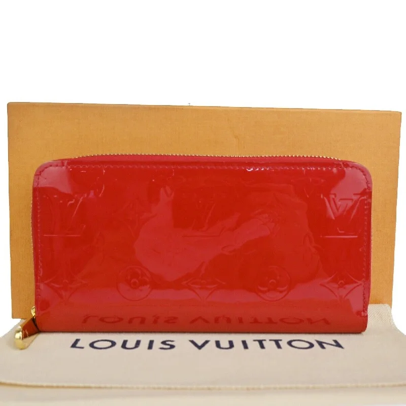 Louis Vuitton Zippy  Leather Wallet  (Pre-Owned)