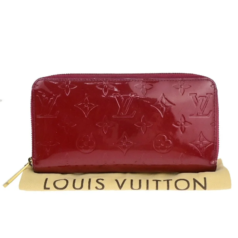 Louis Vuitton Zippy Wallet  Patent Leather Wallet  (Pre-Owned)