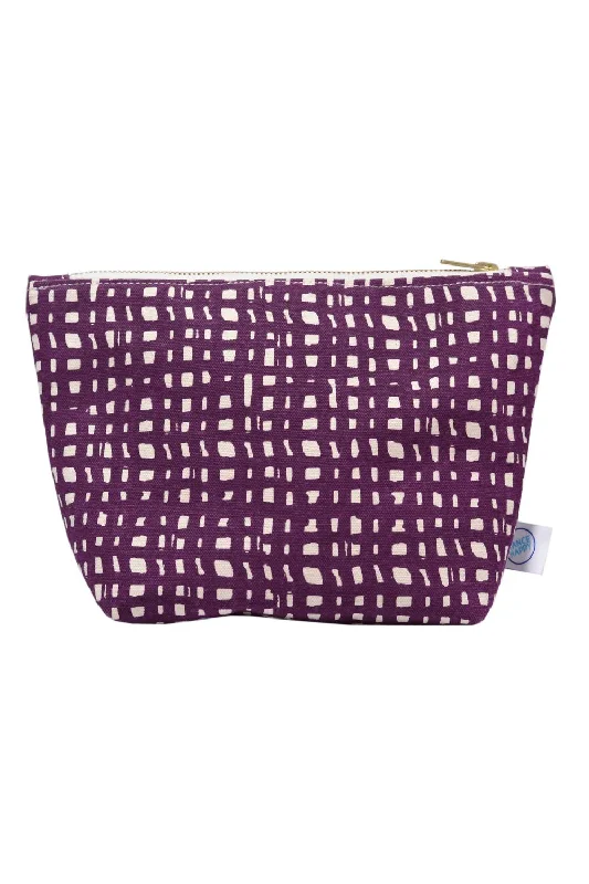 Women's Ivy Cosmetic Bag In Italian Plum