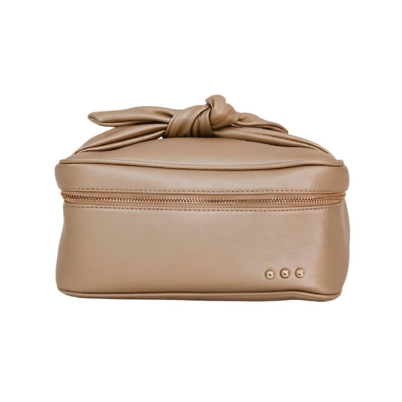 Women's Madelyn Bow Makeup Bag In Holiday Gold