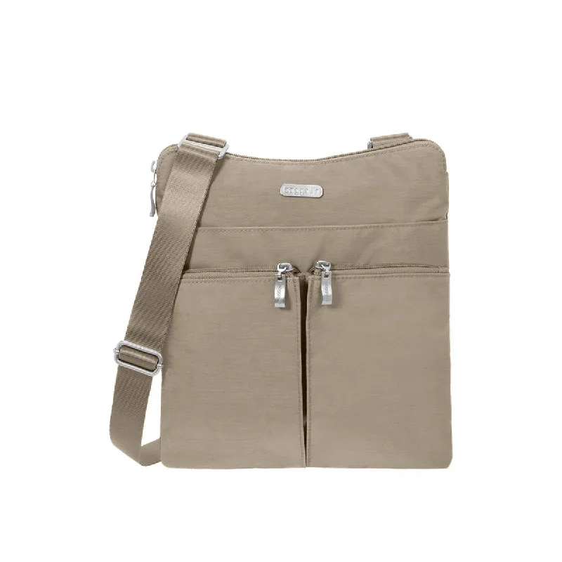 Men's crossbody bag with a built - in charging port for tech use on the goBaggallini Horizon Crossbody Bag