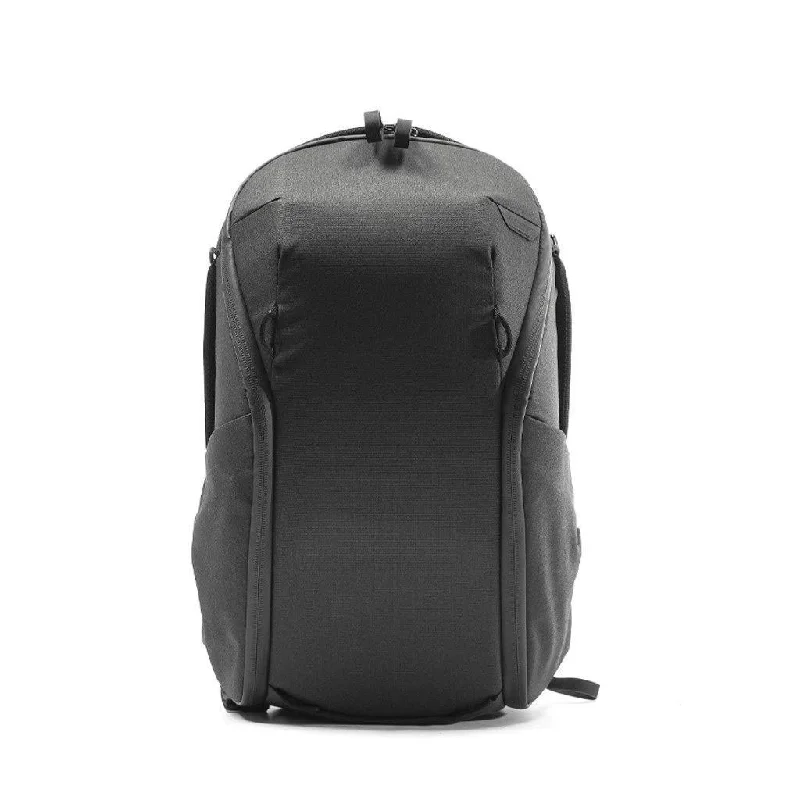 Foldable fabric travel bag for convenient storage when not in usePeak Design Everyday Backpack 20L Zip V2