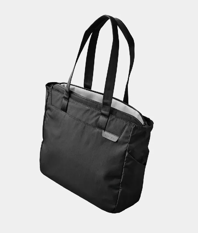 Expandable hard - shell polycarbonate travel bag for long - term international tripsAlpaka Metro Tote Expandable hard - shell polycarbonate travel bag for long - term international tripsAlpaka Metro Tote
