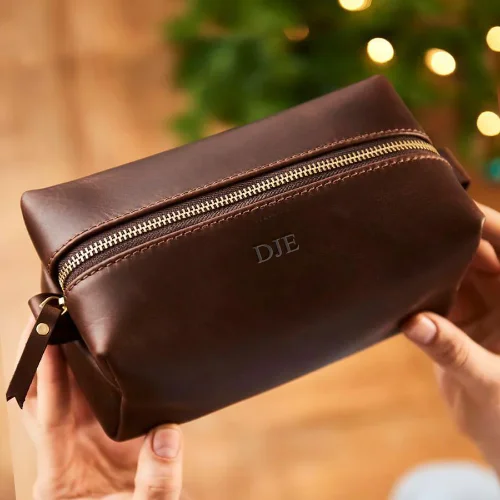 Waterproof canvas travel bag suitable for beach and outdoor vacationsPersonalised Compact Leather Wash Bag